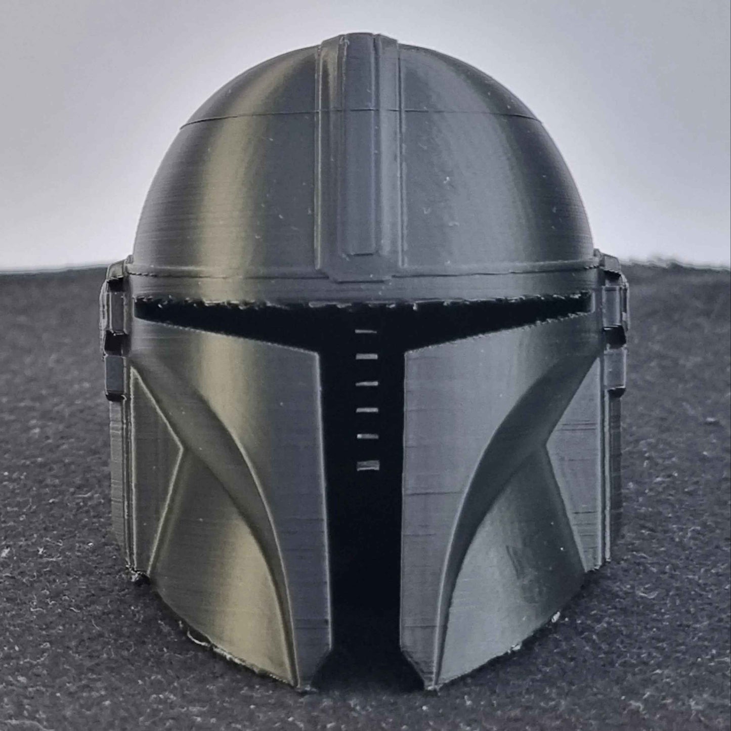 Din Djarin Helmet – 3D printed Mandalorian cosplay – NMT's Workshop
